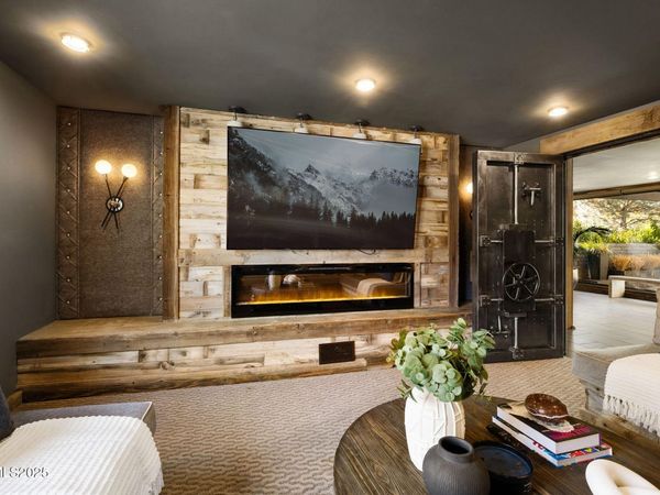 1825 Manzanita Circle, Reno, NV 89509