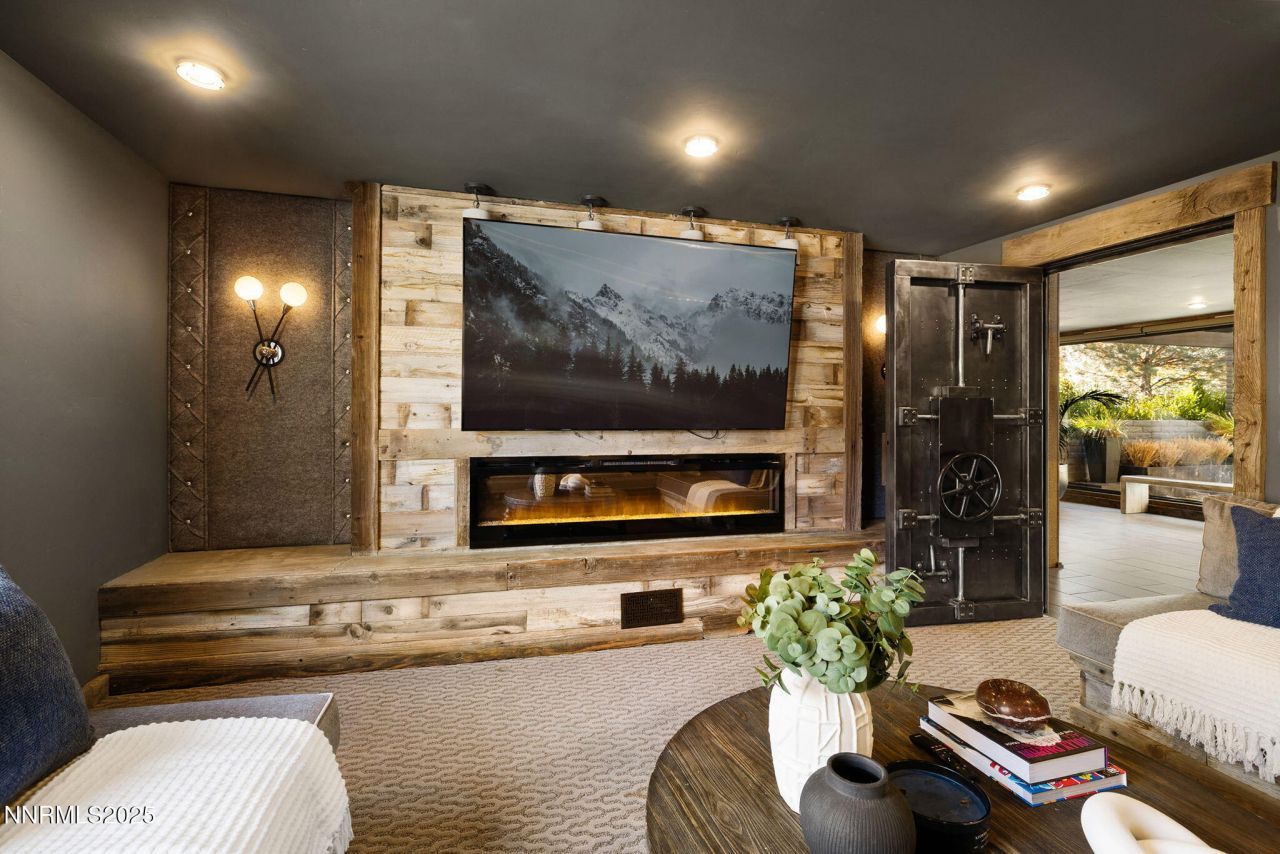 1825 Manzanita Circle, Reno, NV 89509 Photo