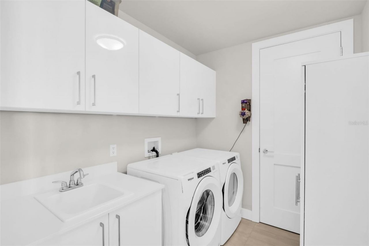 301 1st Street S, Unit 3305, Saint Petersburg, FL 33701 Photo