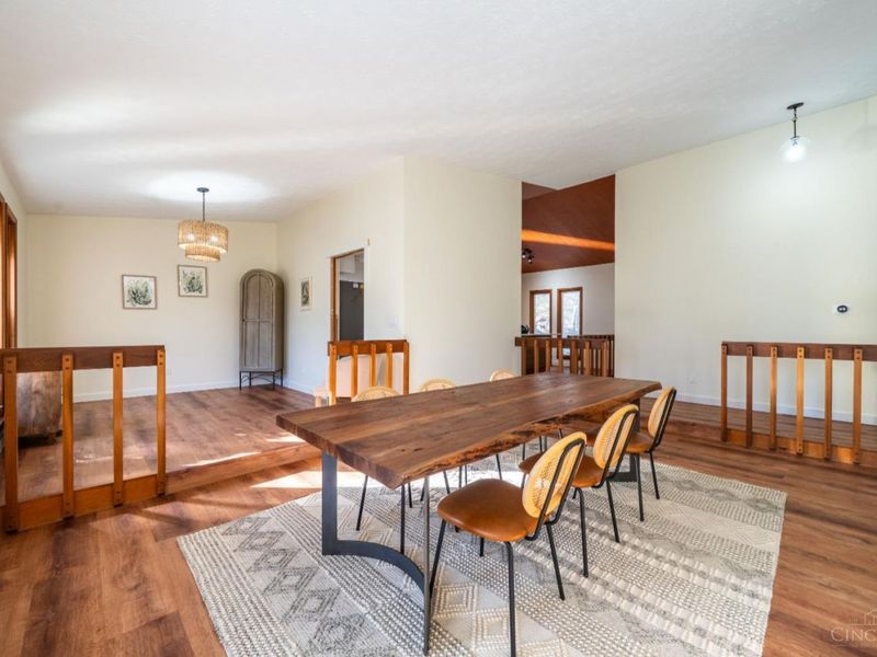 2550 Chess Wood Point, Centerville, OH 45458 Photo 3