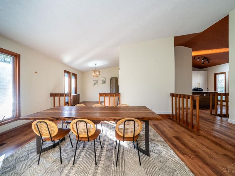 2550 Chess Wood Point, Centerville, OH 45458 Photo 9