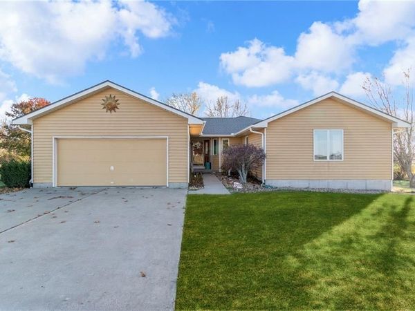 8446 Hh Highway, Odessa, MO 64076