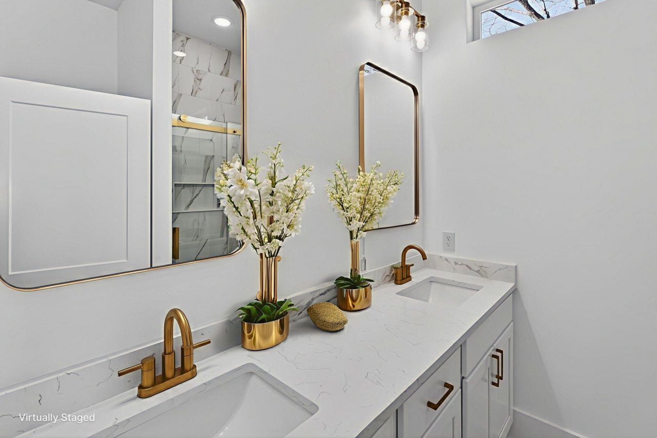 114 Kenneth Lane Photo 11