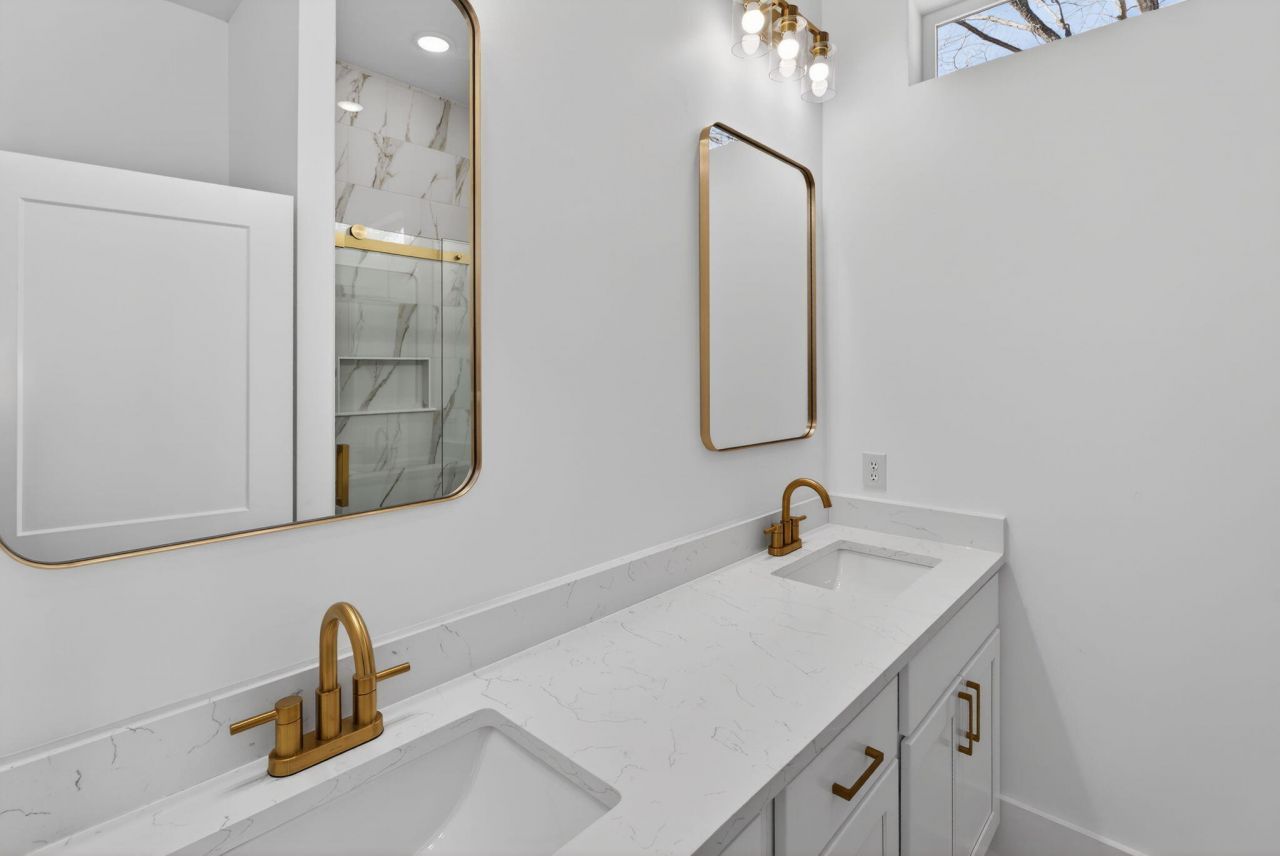 114 Kenneth Lane Photo 12