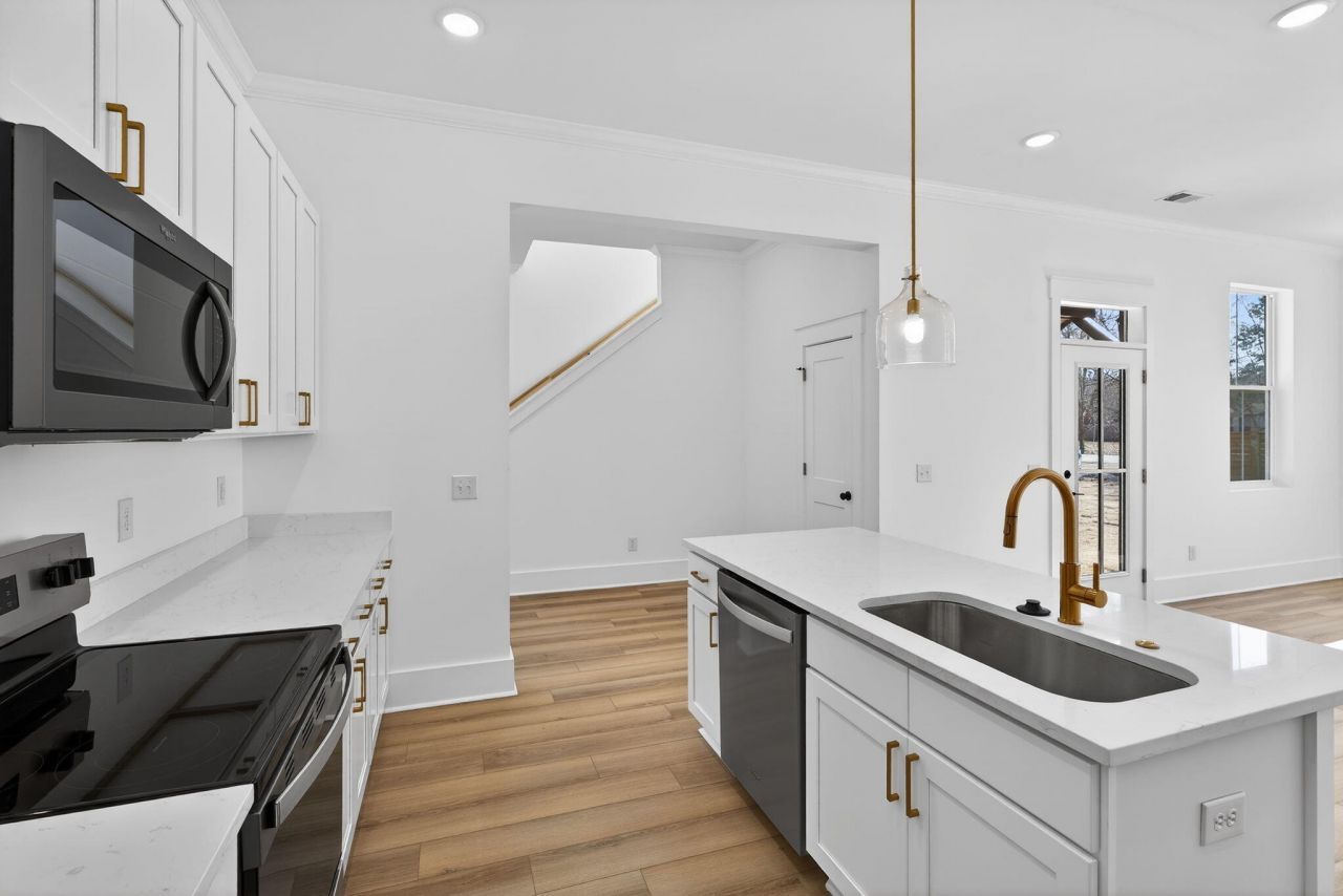 114 Kenneth Lane Photo 21