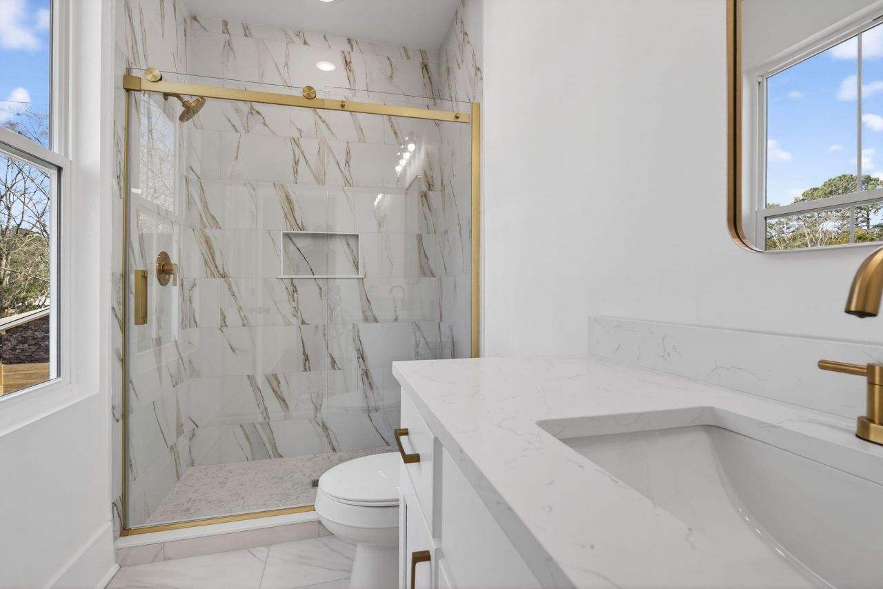 114 Kenneth Lane Photo 37