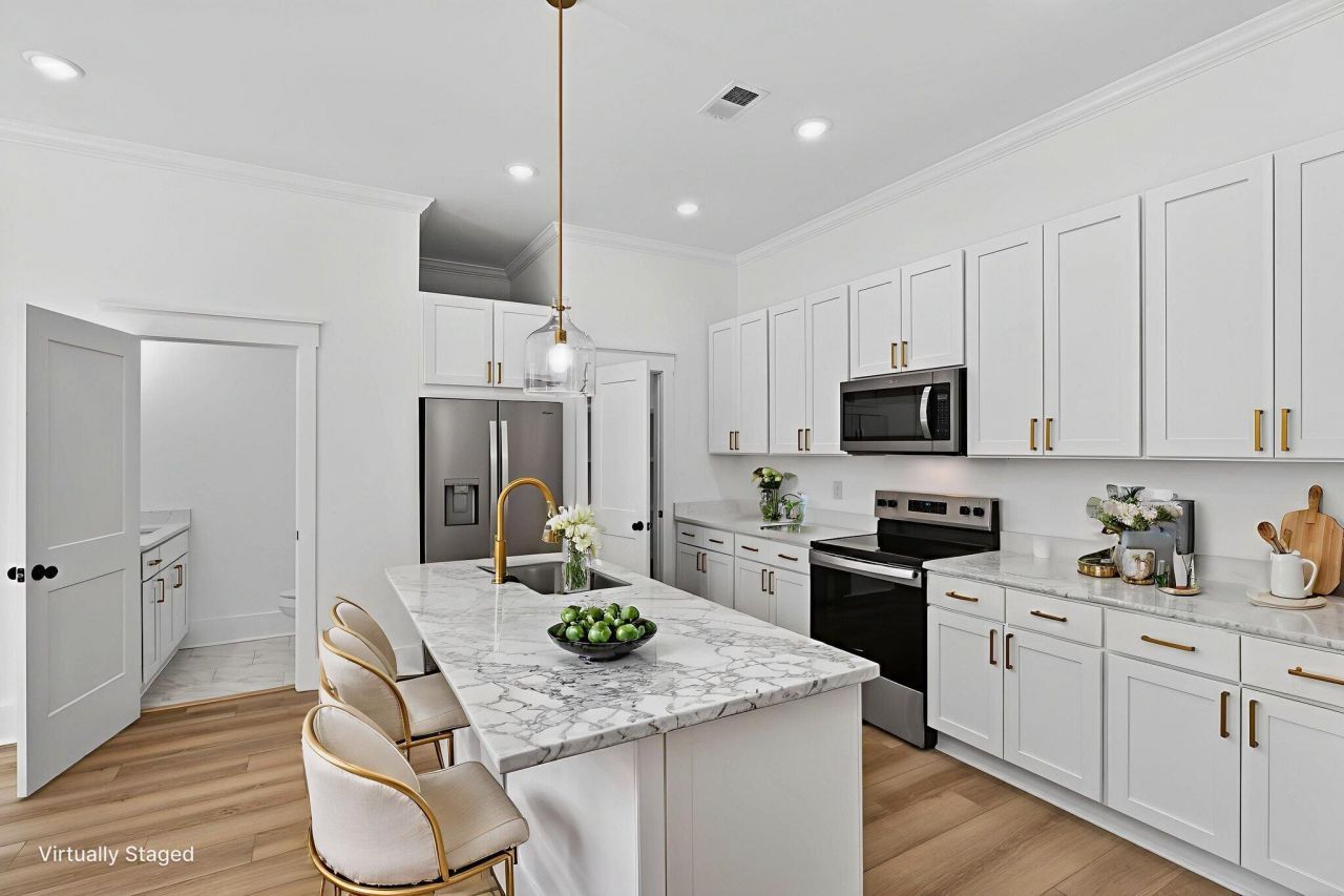 111 Kenneth Lane Photo 12