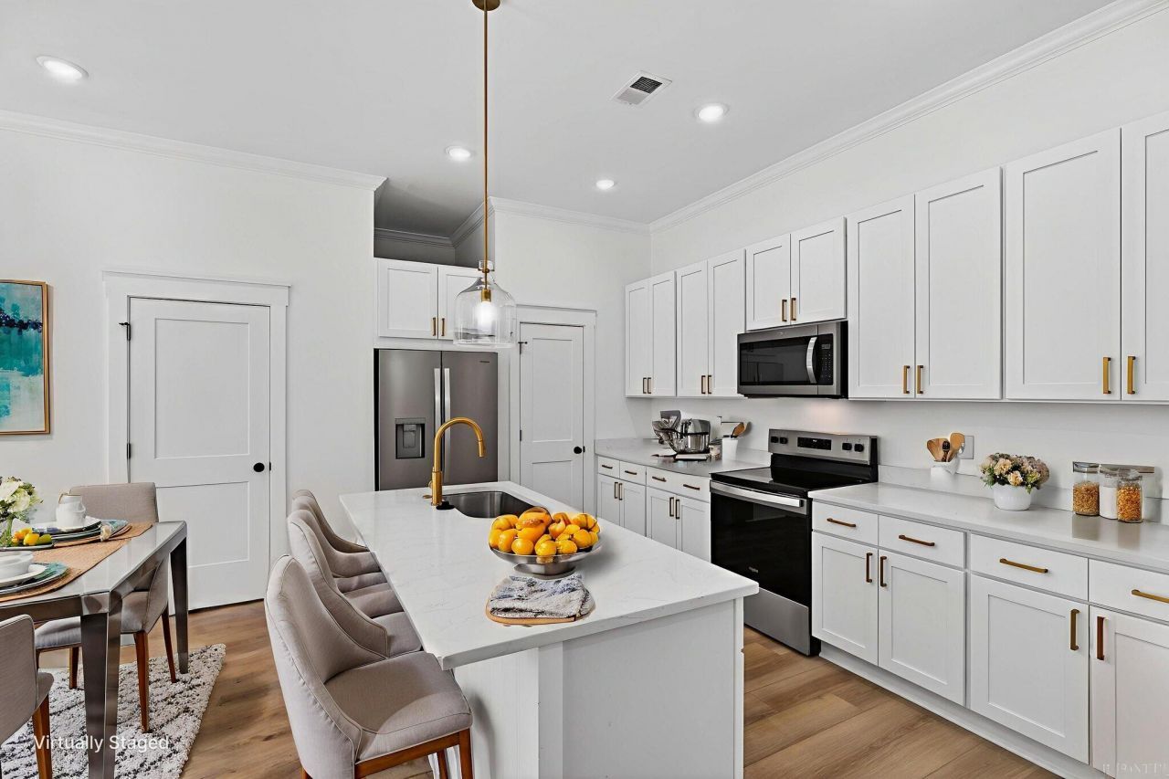 111 Kenneth Lane Photo 14