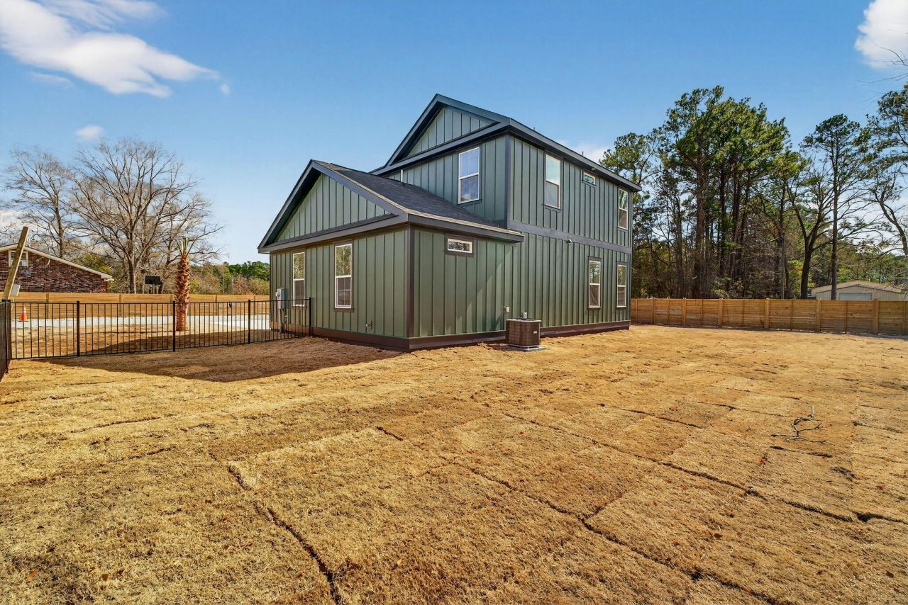 105 Kenneth Lane Photo 53