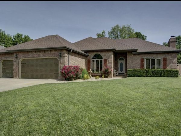 3165 E Topping Circle , Springfield, MO 65804