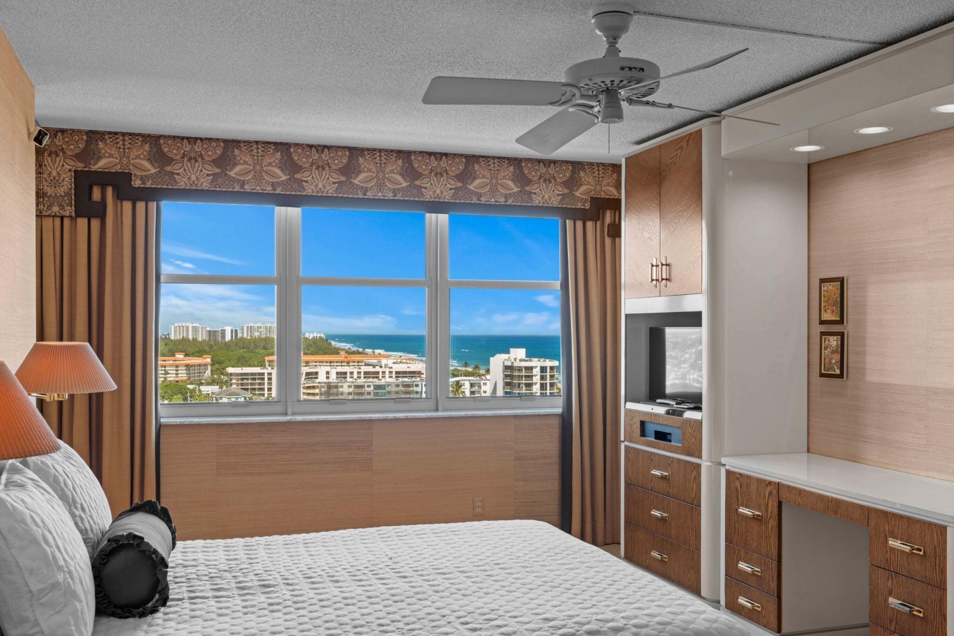 2121 N Ocean Boulevard, Unit 1604e, Boca Raton, FL 33431 Photo