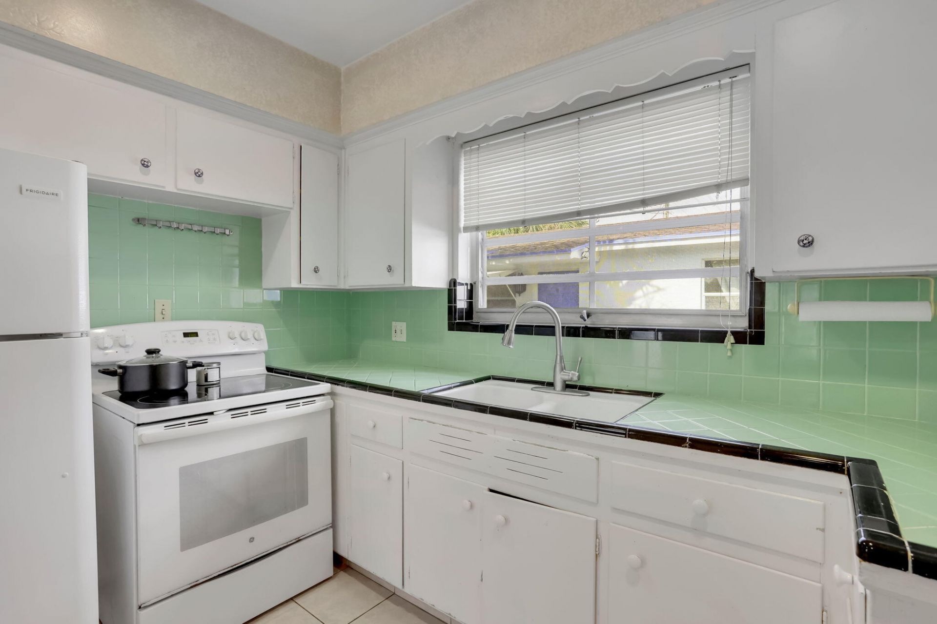 1002 15th Avenue, Lake Worth Beach, FL 33460 Photo