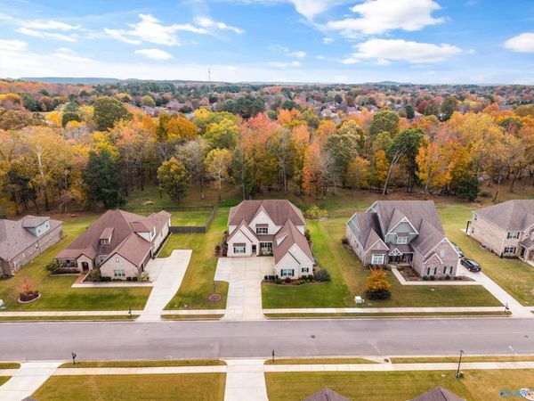 118 Creekmound Drive, Huntsville, AL 35806