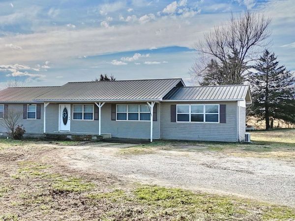 520 Cutoff Rd, Melbourne, AR 72584