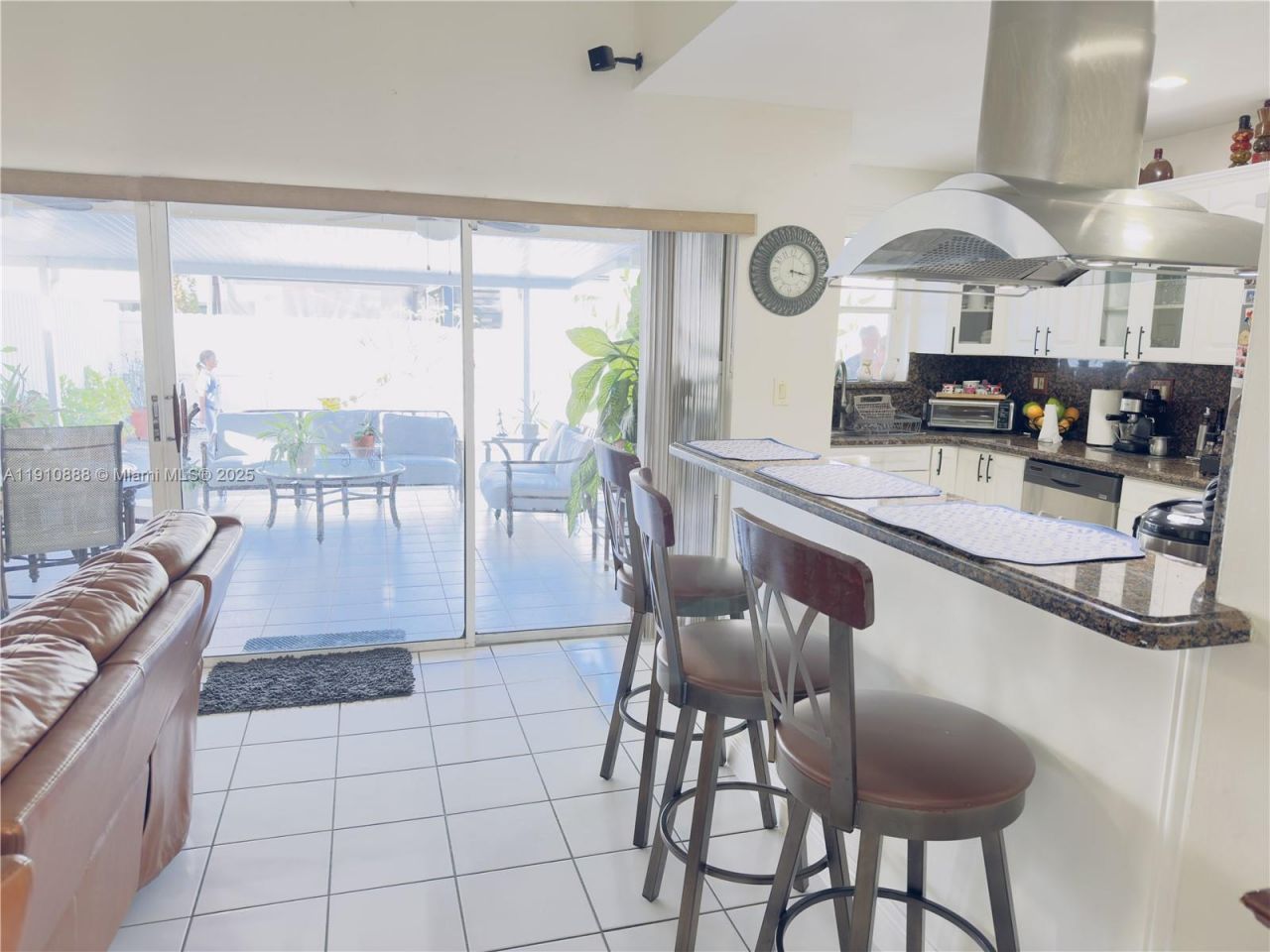 13391 NW 7th Ter, Miami, FL 33182 Photo