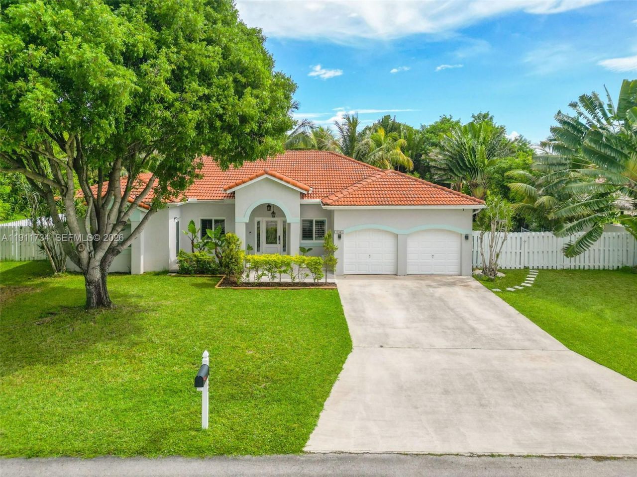 12743 SW 220th St, Miami, FL 33170 Photo