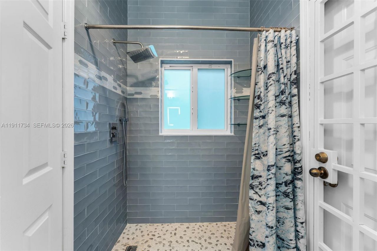 12743 SW 220th St, Miami, FL 33170 Photo