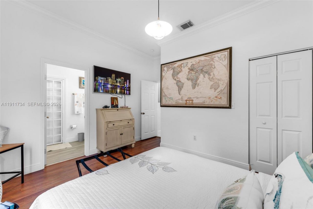 12743 SW 220th St, Miami, FL 33170 Photo