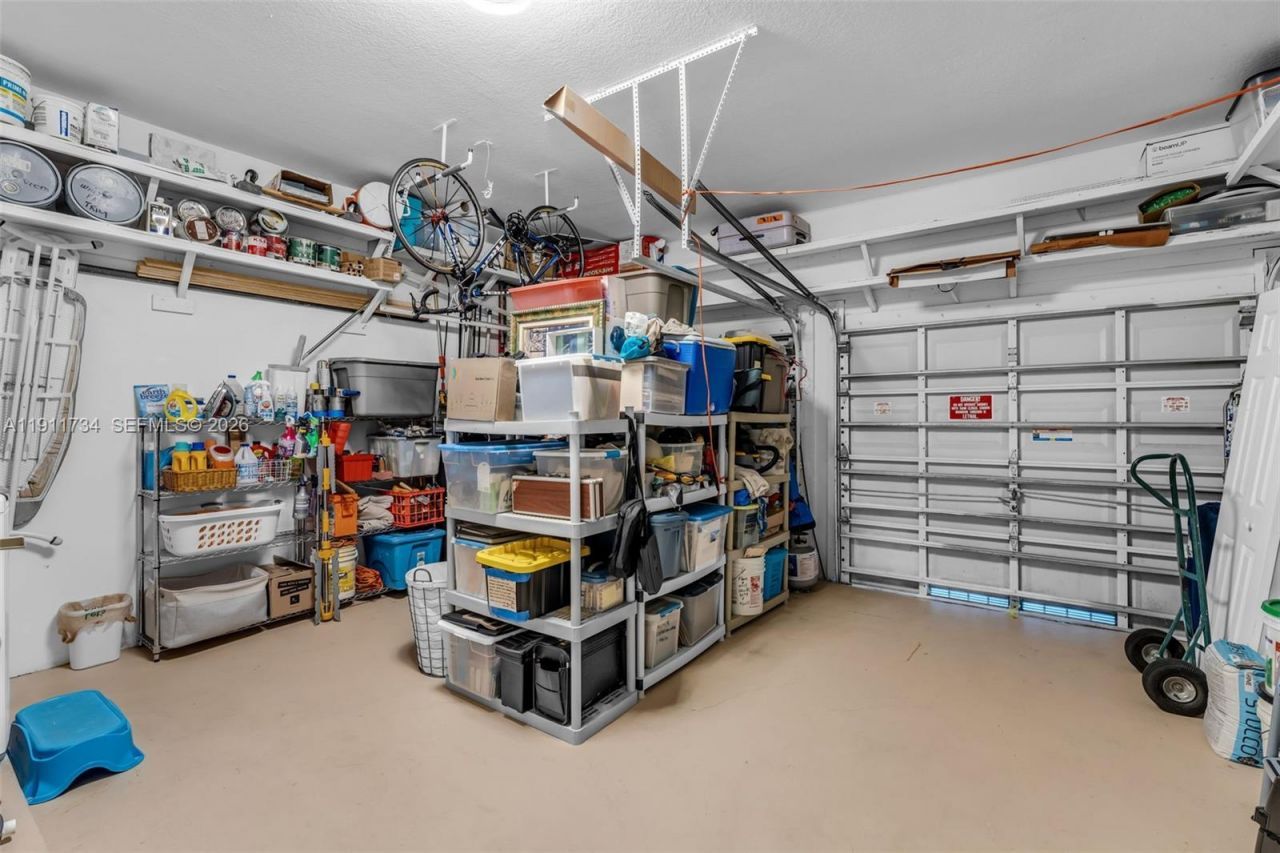 12743 SW 220th St, Miami, FL 33170 Photo