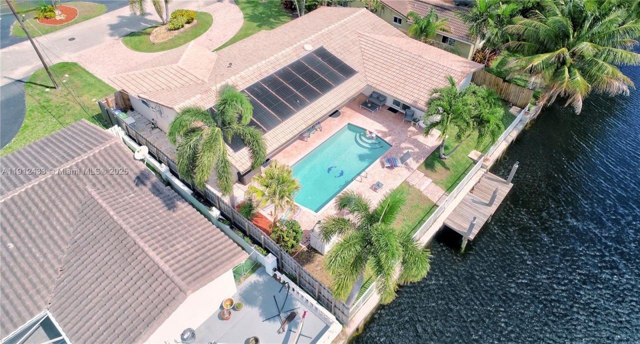 1436 NE 57th St, Fort Lauderdale, FL 33334 Photo