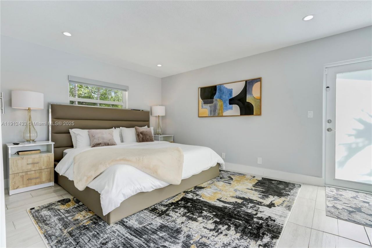 1436 NE 57th St, Fort Lauderdale, FL 33334 Photo