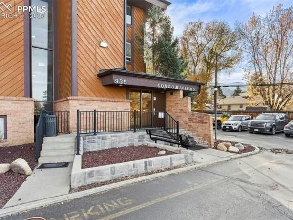 935 Saturn Drive, Unit 125, Colorado Springs, CO 80905