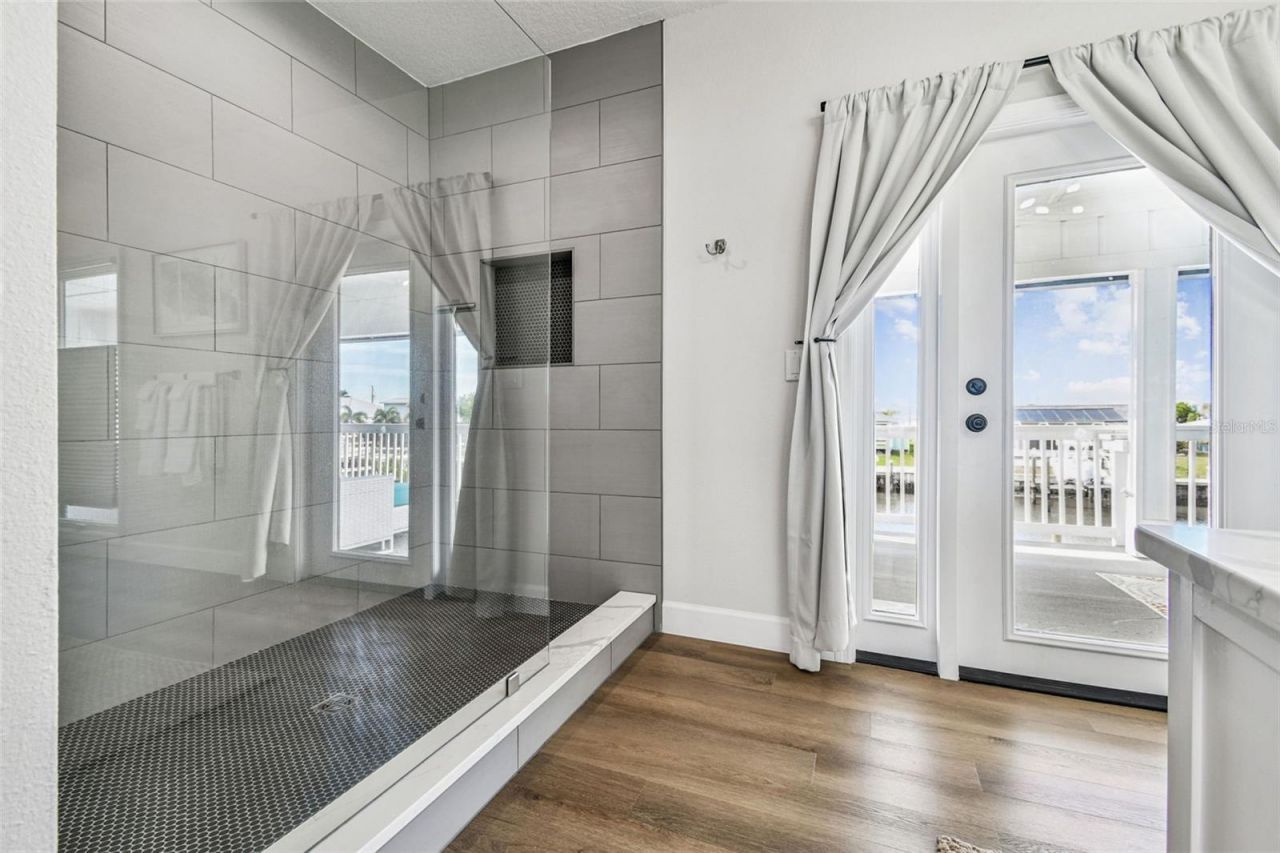 4907 Beacon Road, Palmetto, FL 34221 Photo