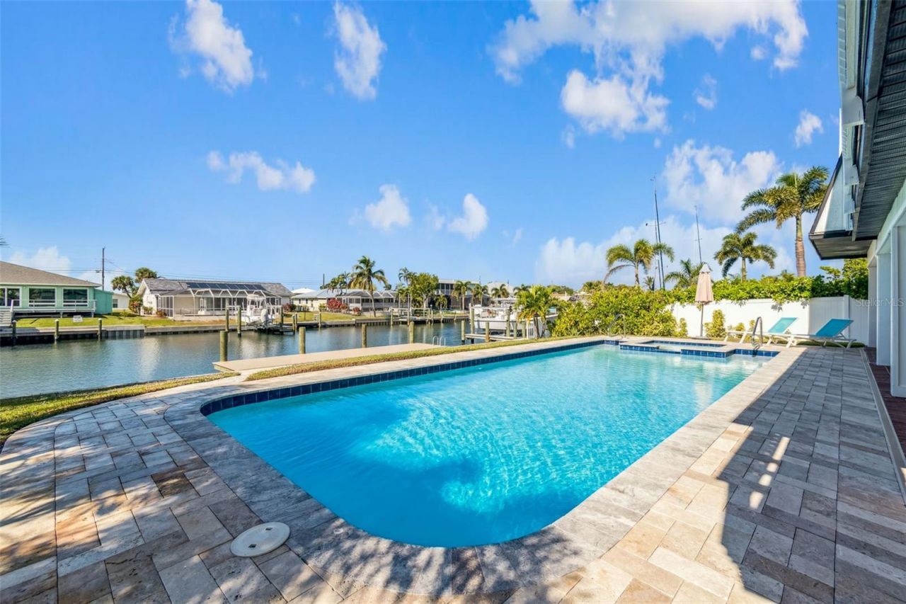 4907 Beacon Road, Palmetto, FL 34221 Photo