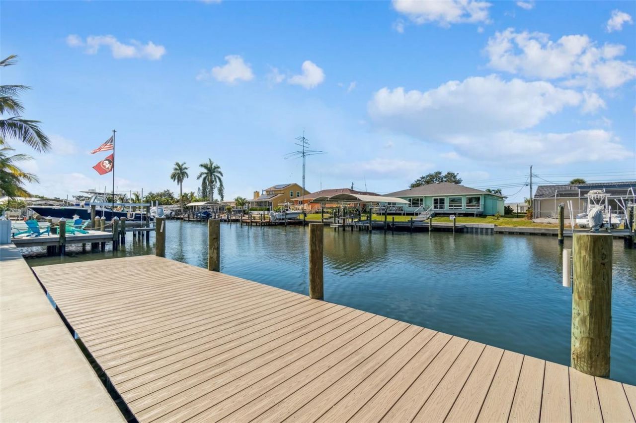 4907 Beacon Road, Palmetto, FL 34221 Photo