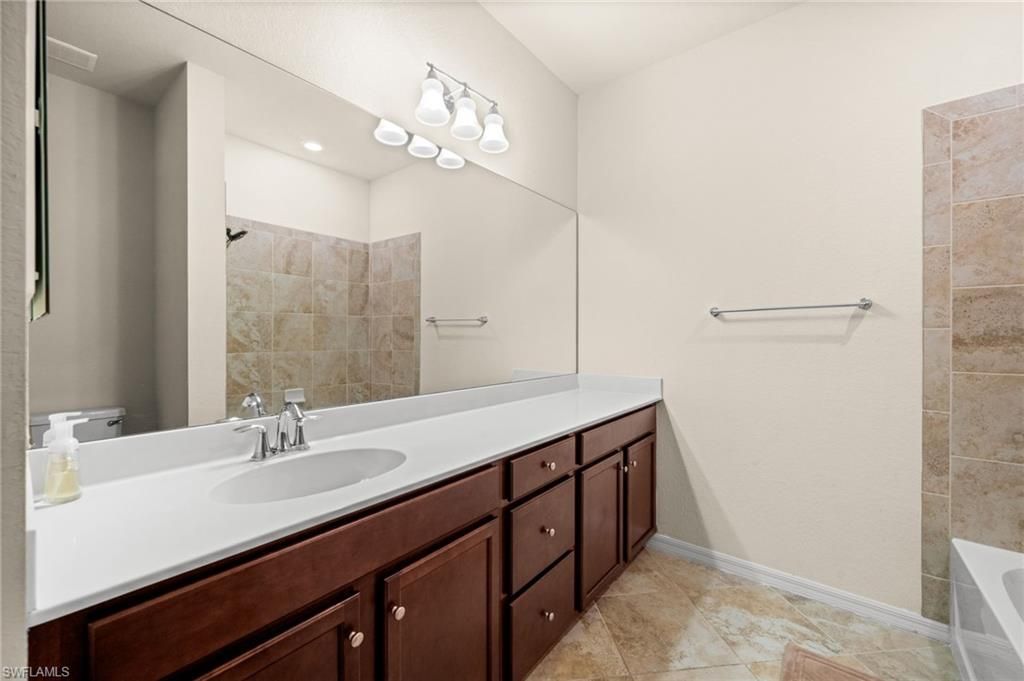 10173 Via Colomba Cir, Fort Myers, FL 33966 Photo