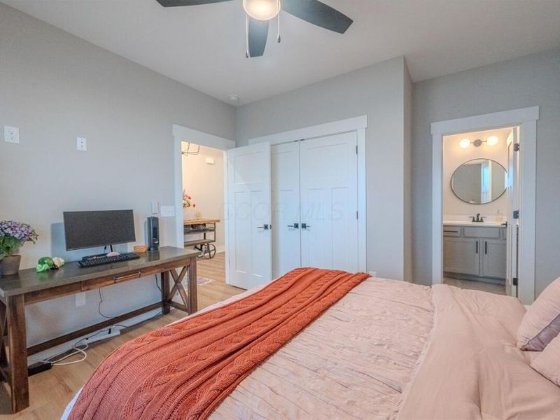 8838 Eliot Drive, Plain City, OH 43064 Photo 5