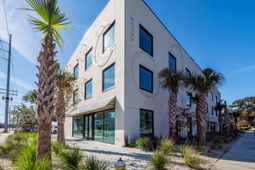 4431 Spruill Avenue photo 4