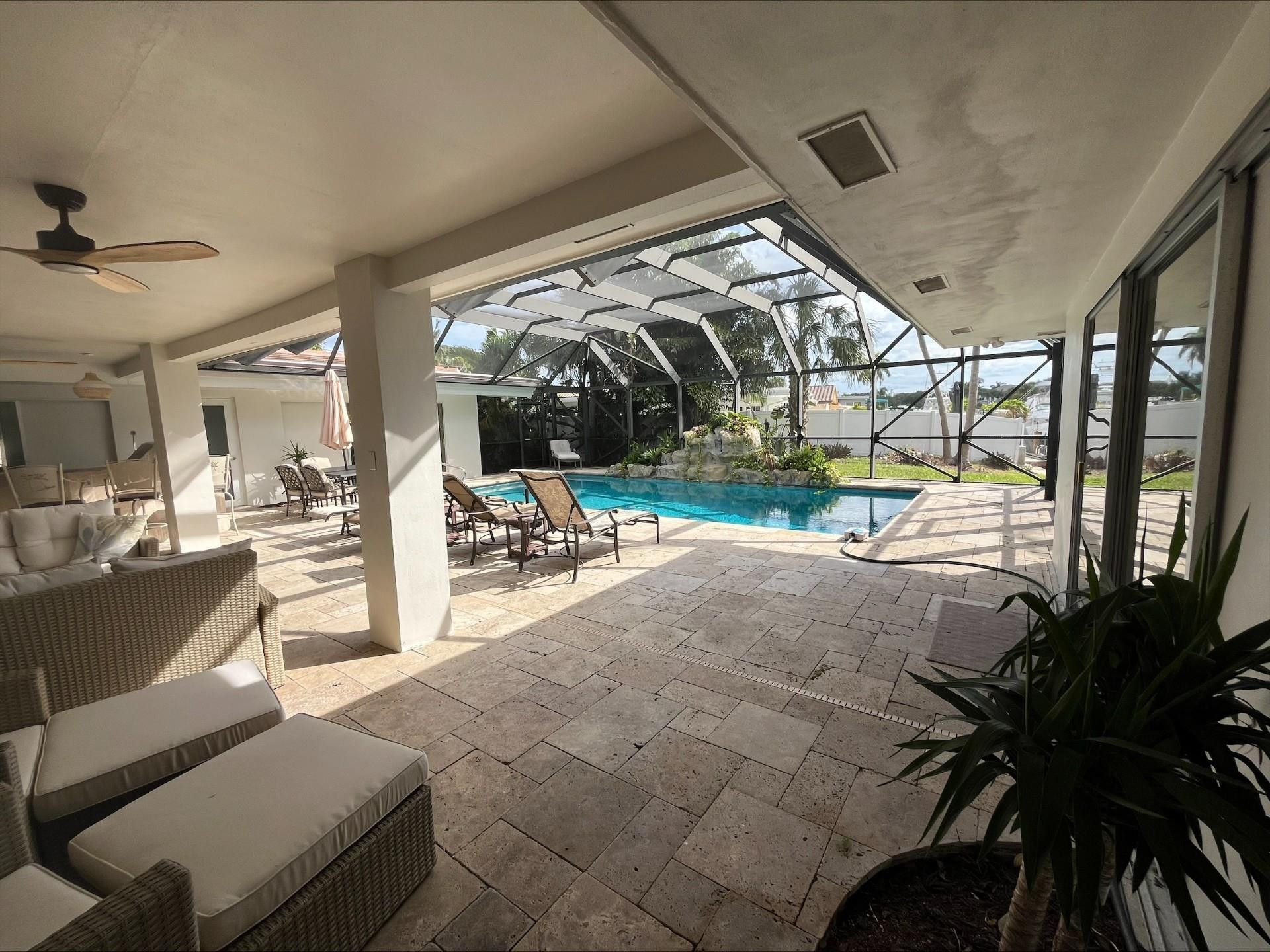 556 SE 15th Avenue, Deerfield Beach, FL 33441 Photo