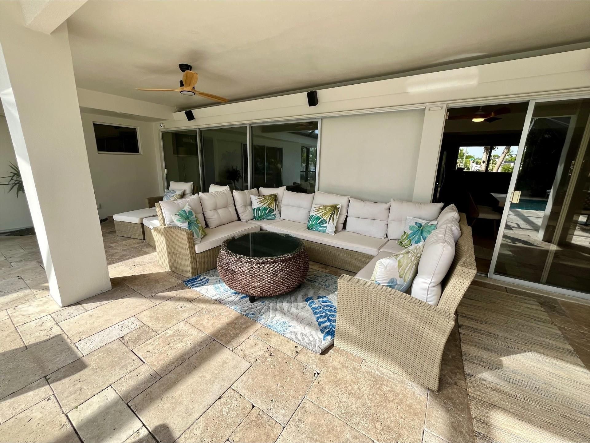 556 SE 15th Avenue, Deerfield Beach, FL 33441 Photo