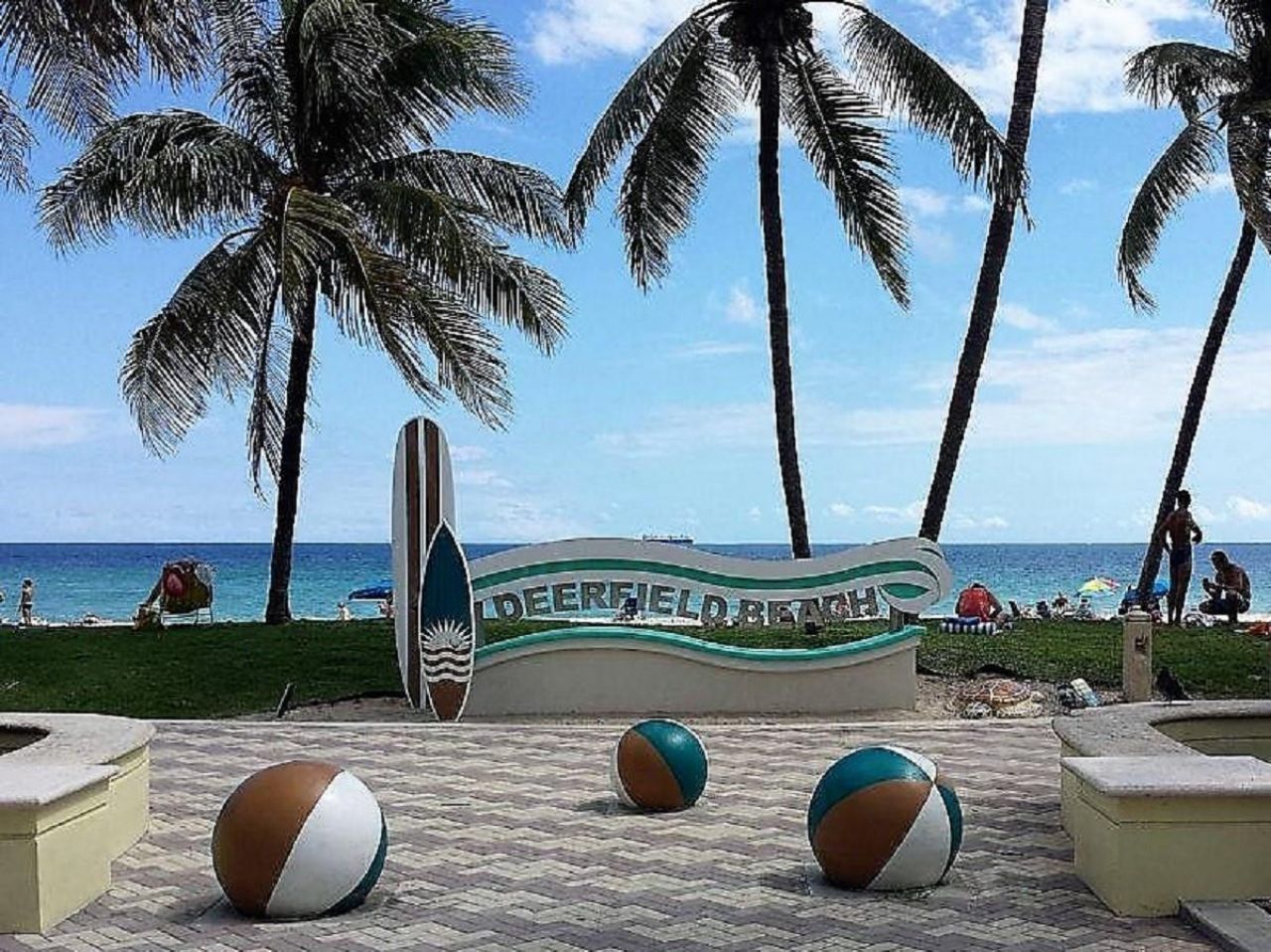 556 SE 15th Avenue, Deerfield Beach, FL 33441 Photo