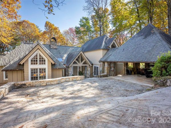 132 Red Bird Circle, Lake Toxaway, NC 28747