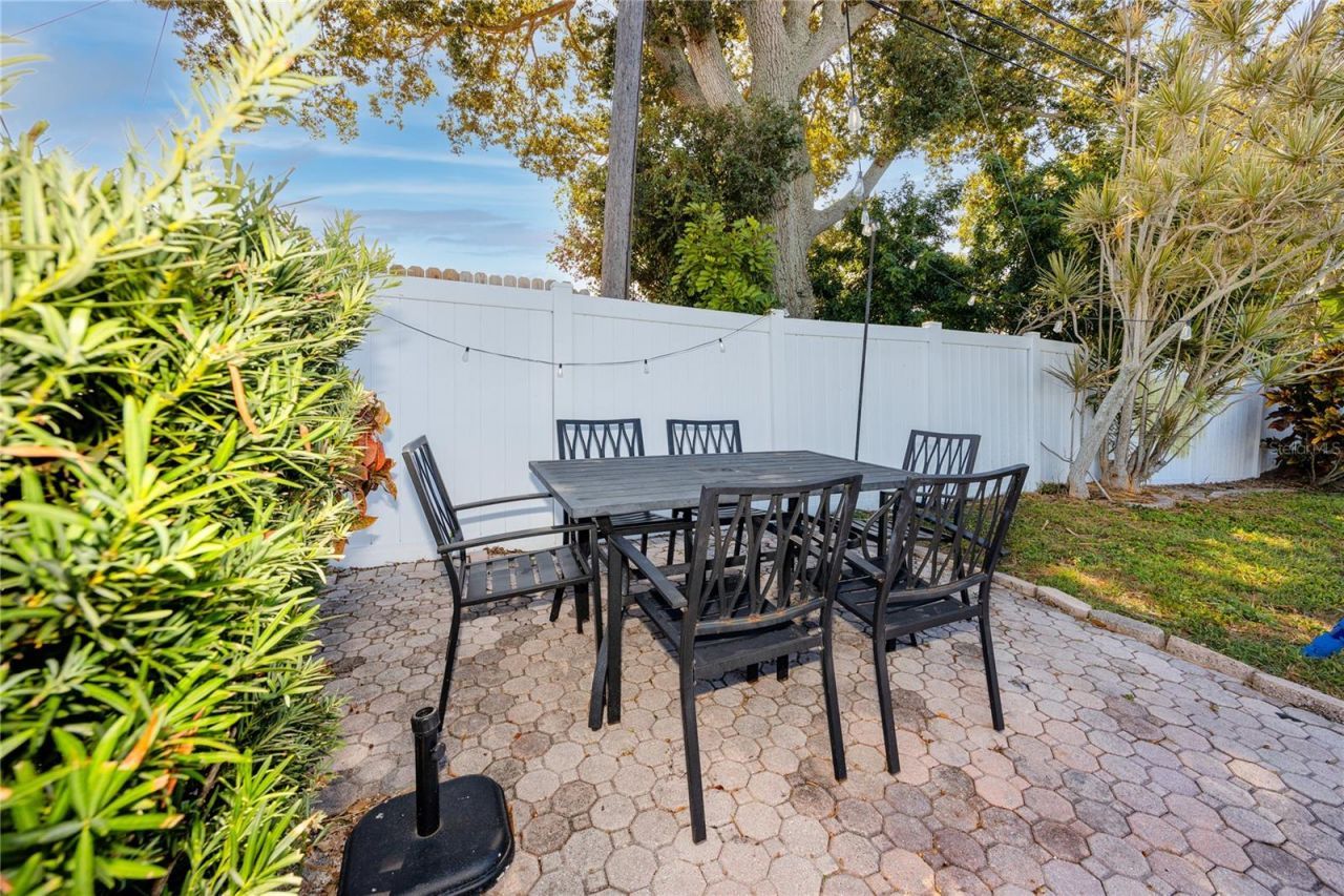 10996 106th Avenue, Seminole, FL 33778 Photo