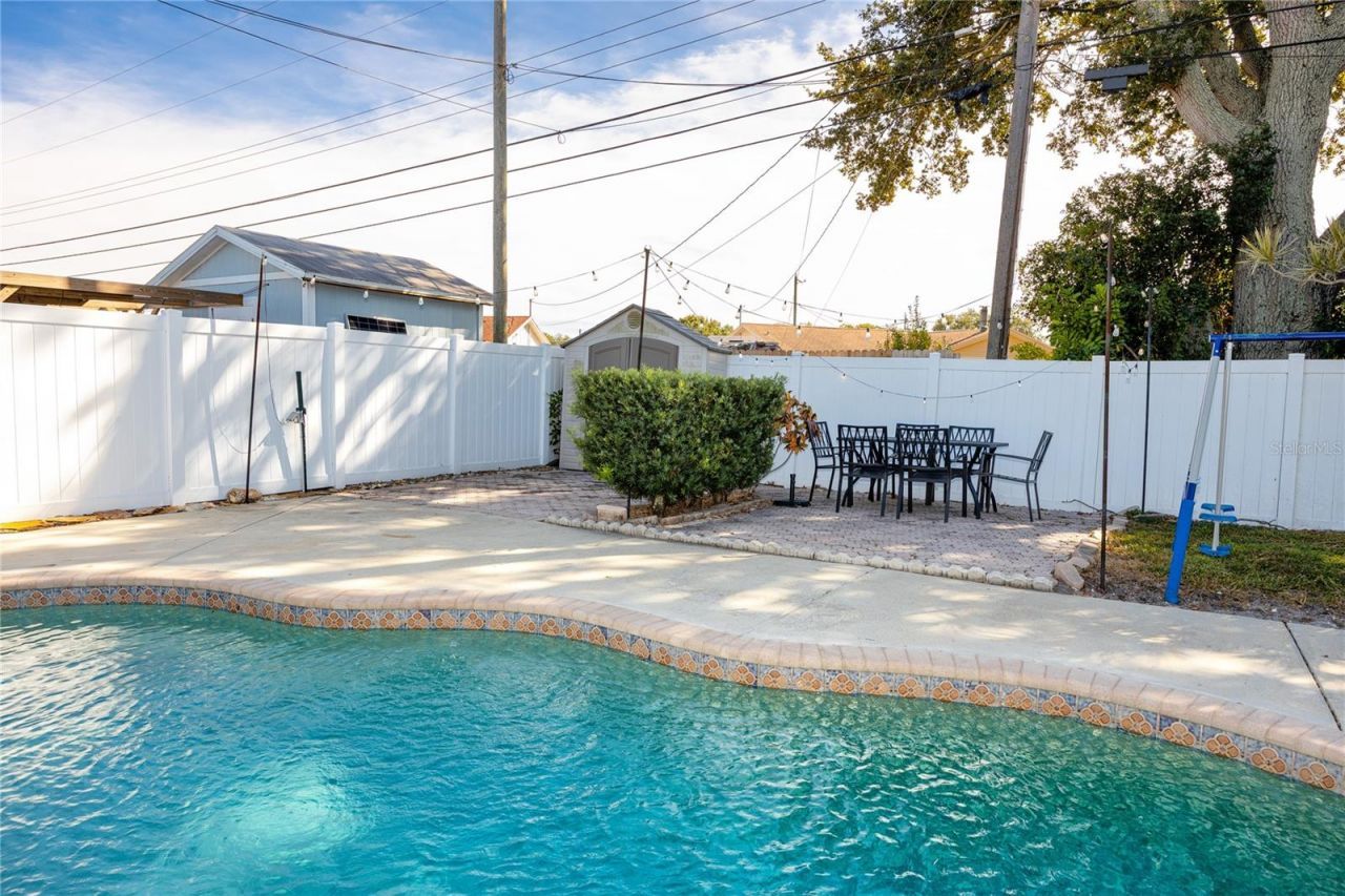 10996 106th Avenue, Seminole, FL 33778 Photo