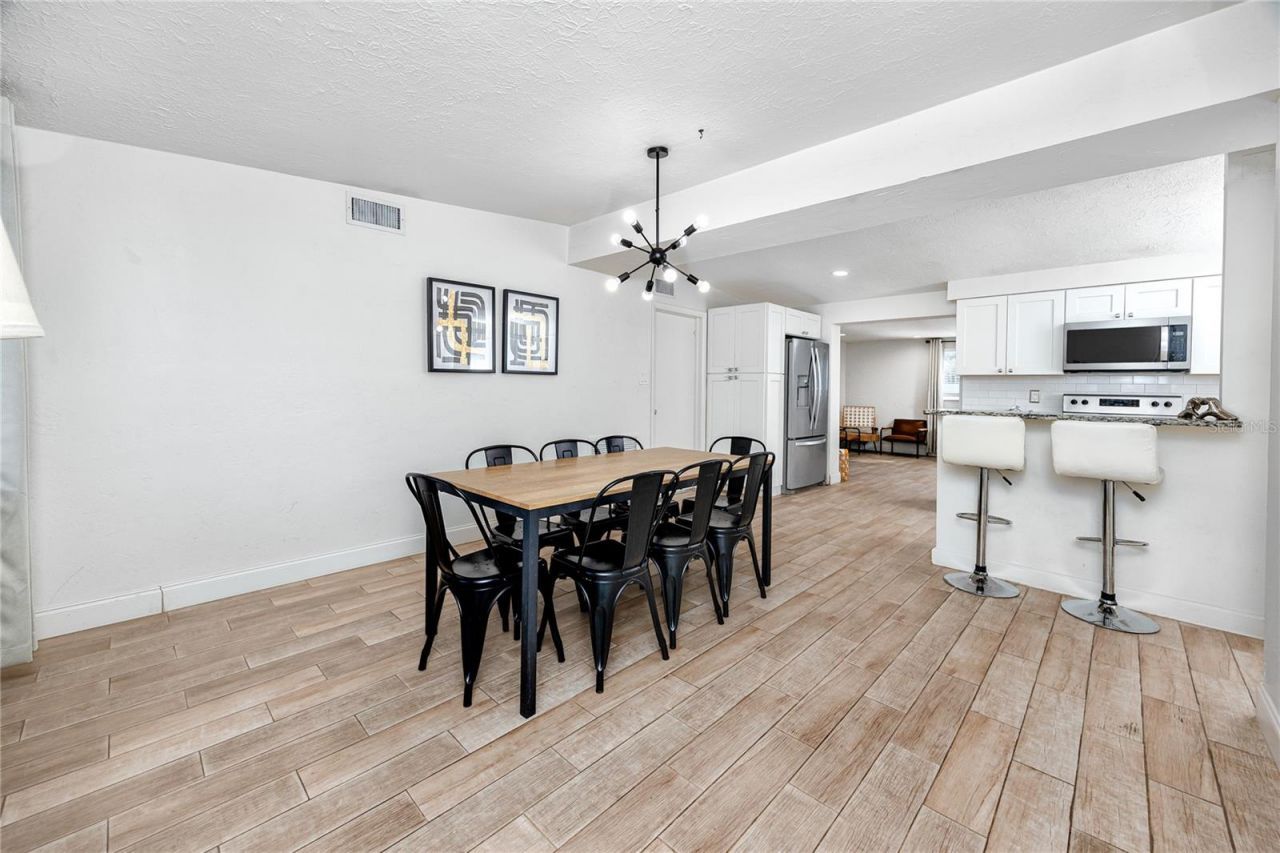 10996 106th Avenue, Seminole, FL 33778 Photo