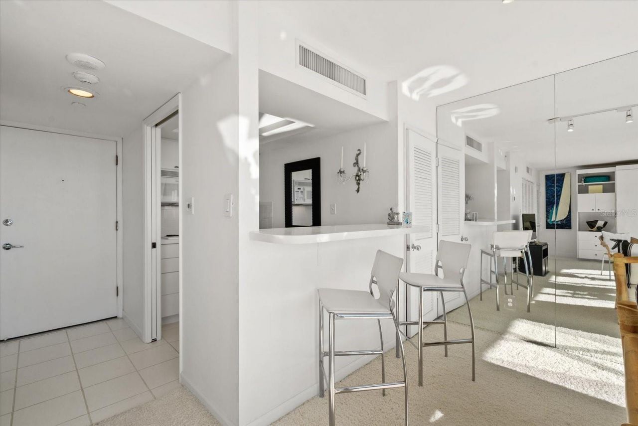 5400 Ocean Boulevard, Unit 8-05, Sarasota, FL 34242 Photo