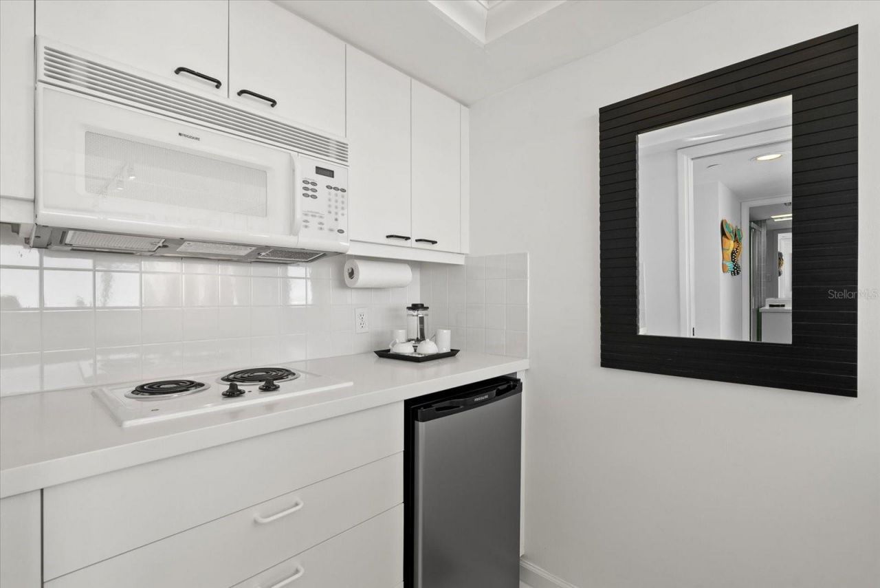 5400 Ocean Boulevard, Unit 8-05, Sarasota, FL 34242 Photo