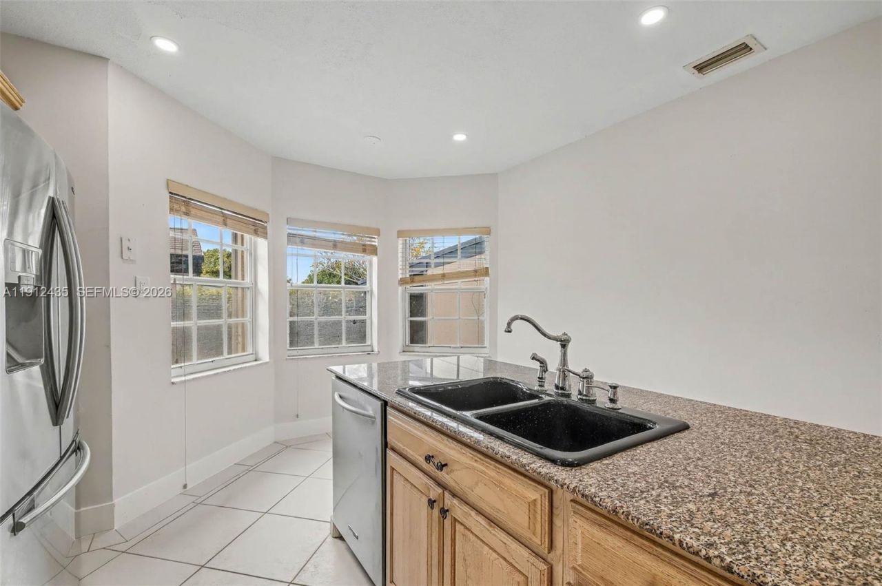 5936 SW 29th St, Miami, FL 33155 Photo