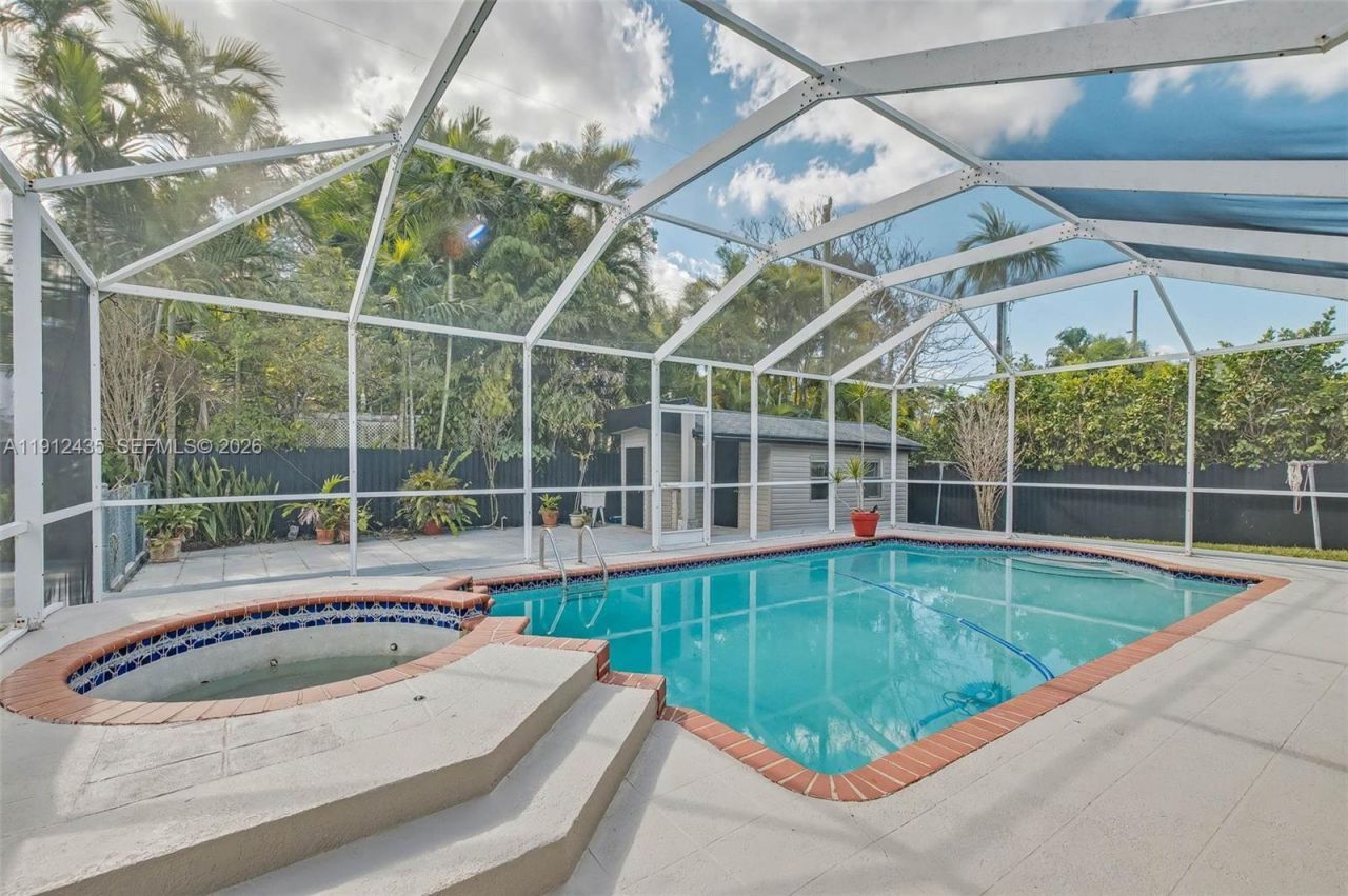 5936 SW 29th St, Miami, FL 33155 Photo