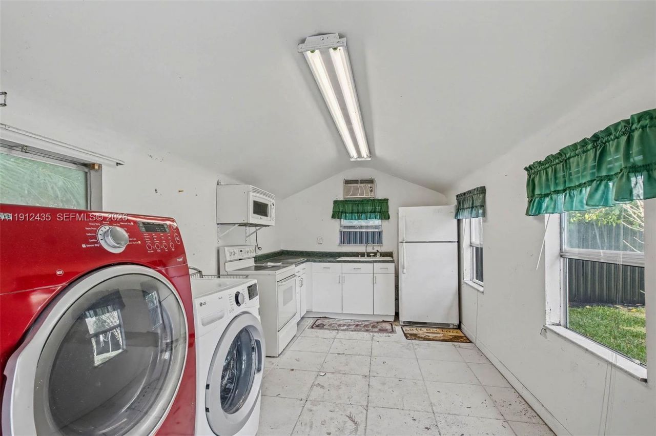 5936 SW 29th St, Miami, FL 33155 Photo