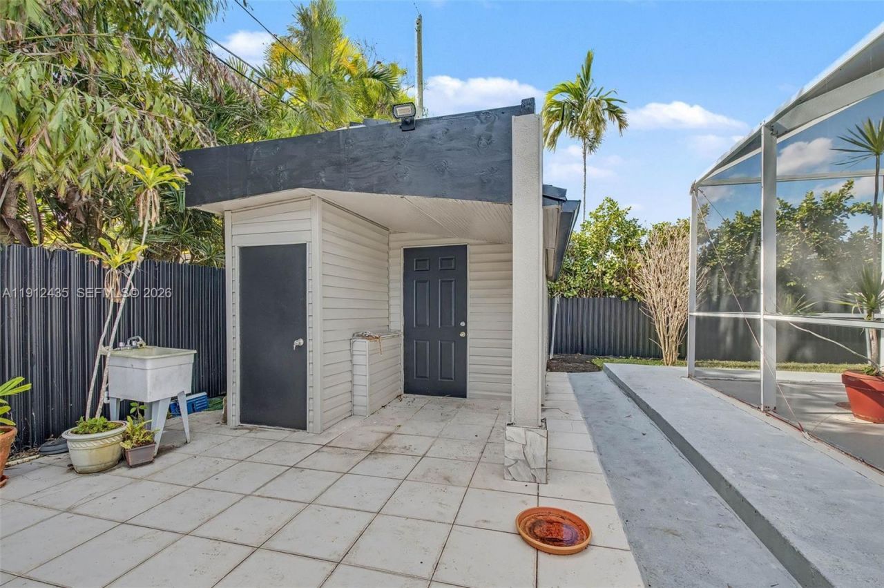 5936 SW 29th St, Miami, FL 33155 Photo