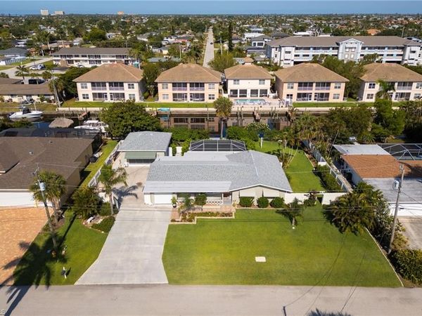 5128 York CT, CAPE CORAL, FL 33904