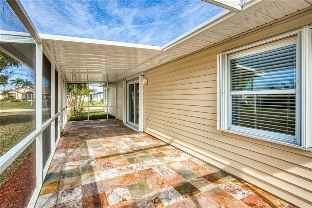 4022 SW 8th Pl, Cape Coral, FL 33914 Photo