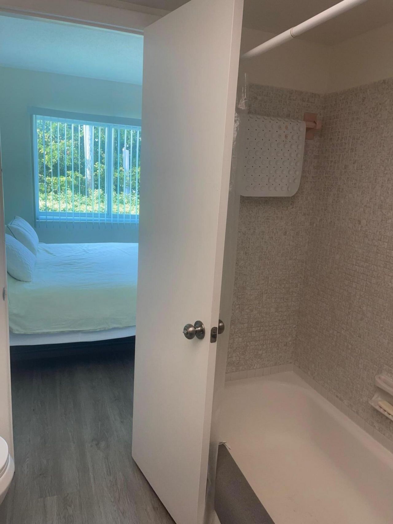 1117 Lake Terrace, Unit F-207, Boynton Beach, FL 33426 Photo