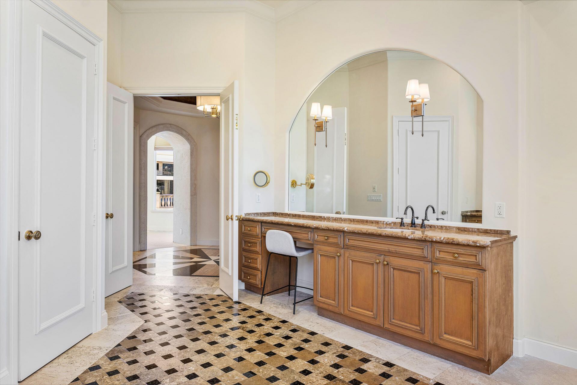 159 W Coconut Palm Road, Boca Raton, FL 33432 Photo