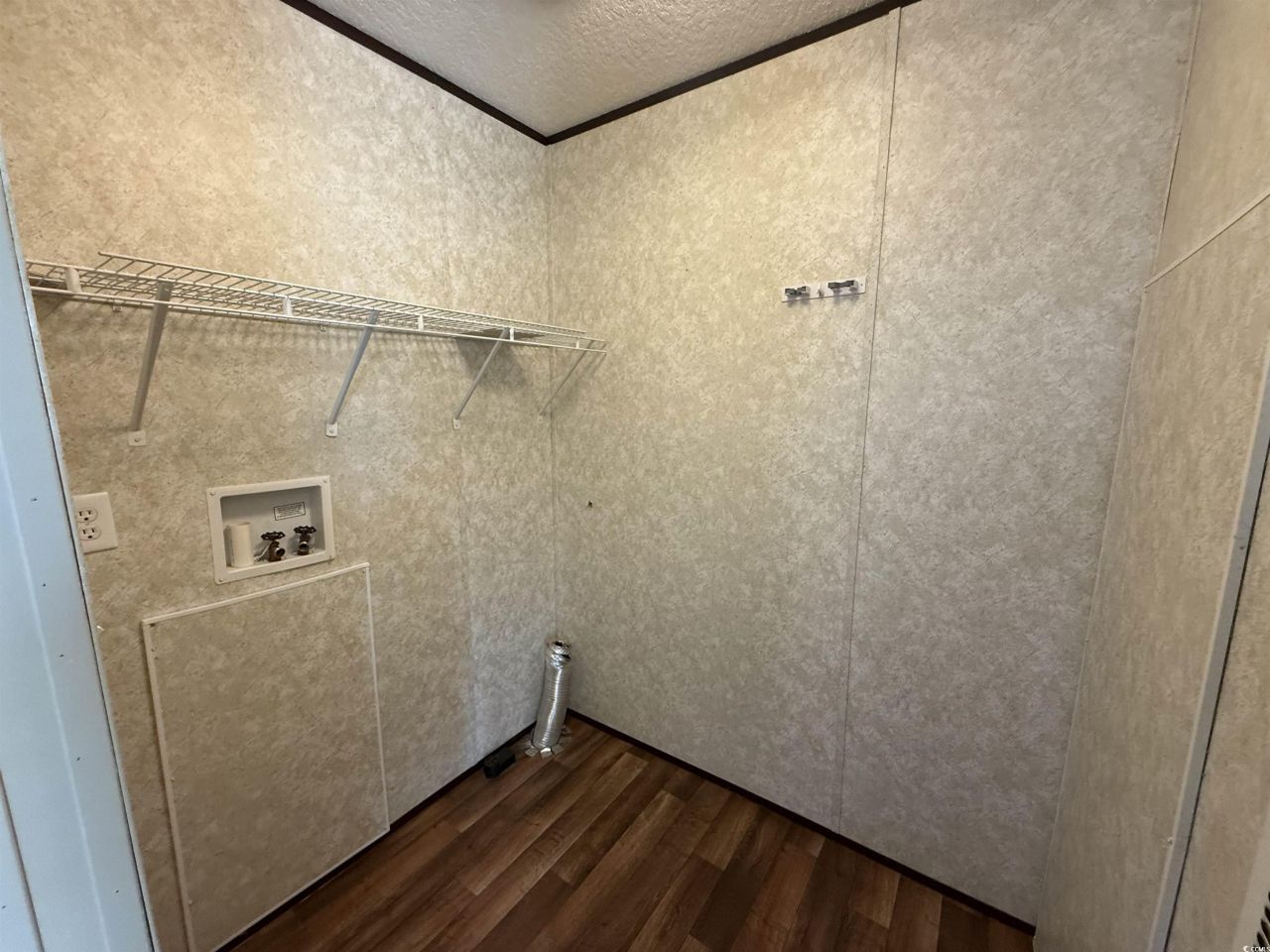 131 Shetland Woods Dr. Photo 9